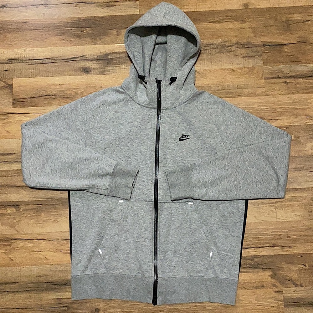 2012 Nike tech fleece zip up hoodie